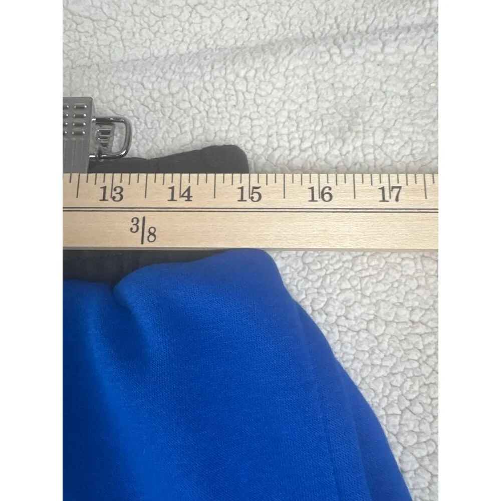 Uninterrupted‎ More Than an Athlete Shorts Mens medium Blue Lebron James